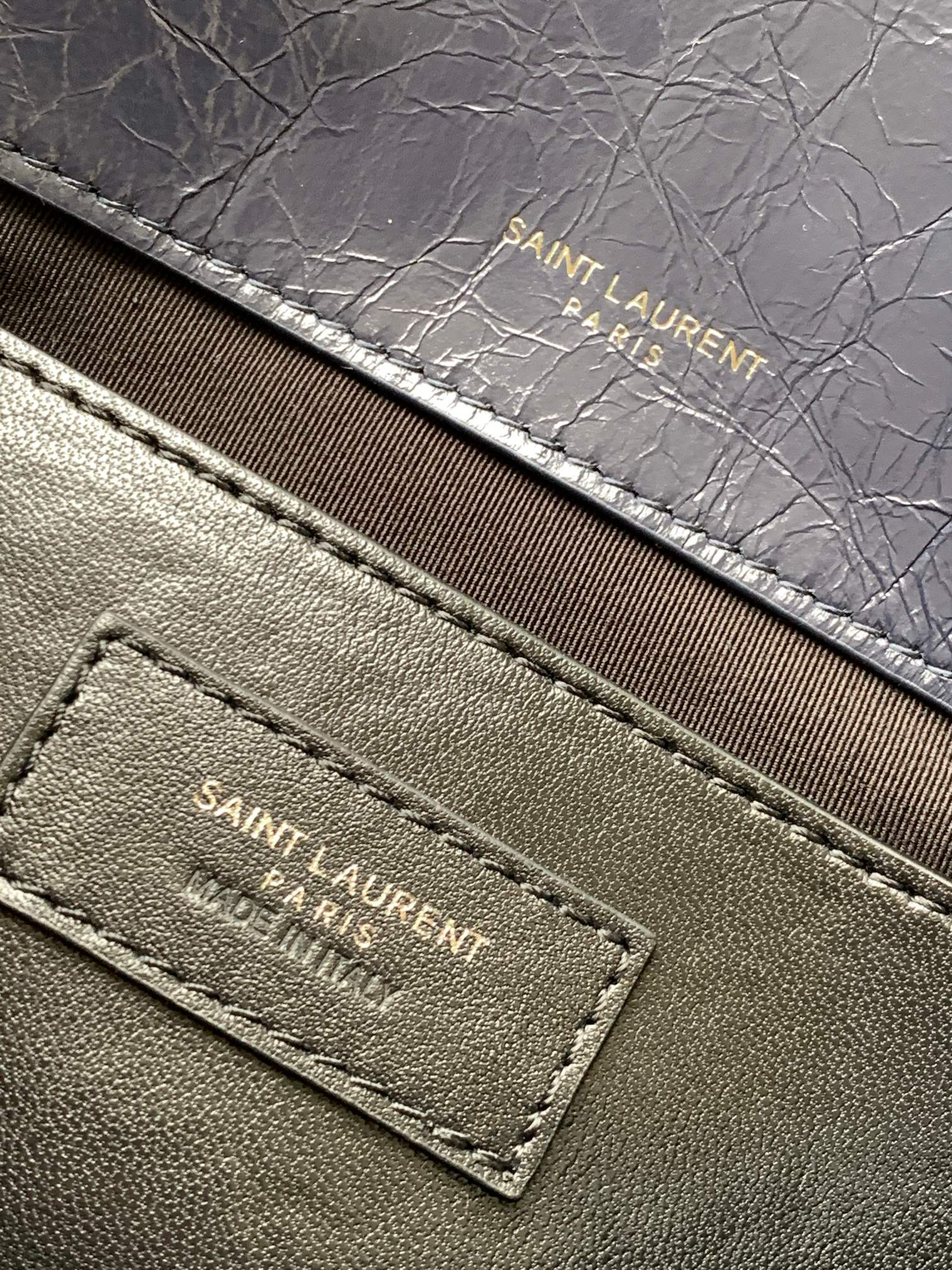 Y51 NIKI BABY IN VINTAGE LEATHER NAVY 8.2 X 6 X 2.9 INCHES