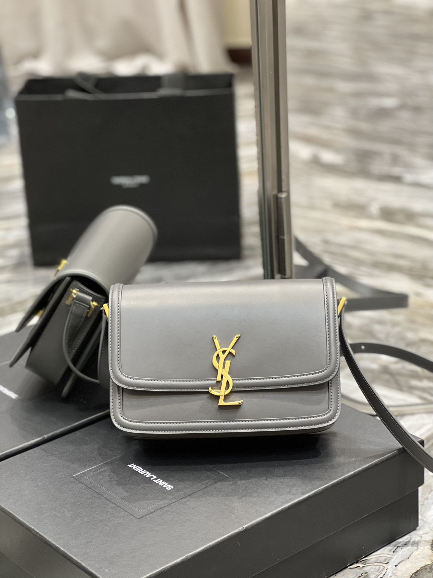 Y51 SOLFERINO MEDIUM SATCHEL IN BOX Sa1nt Lau*nt LIGHT GRAY 9.1 X 6.3 X 2.4 INCHES