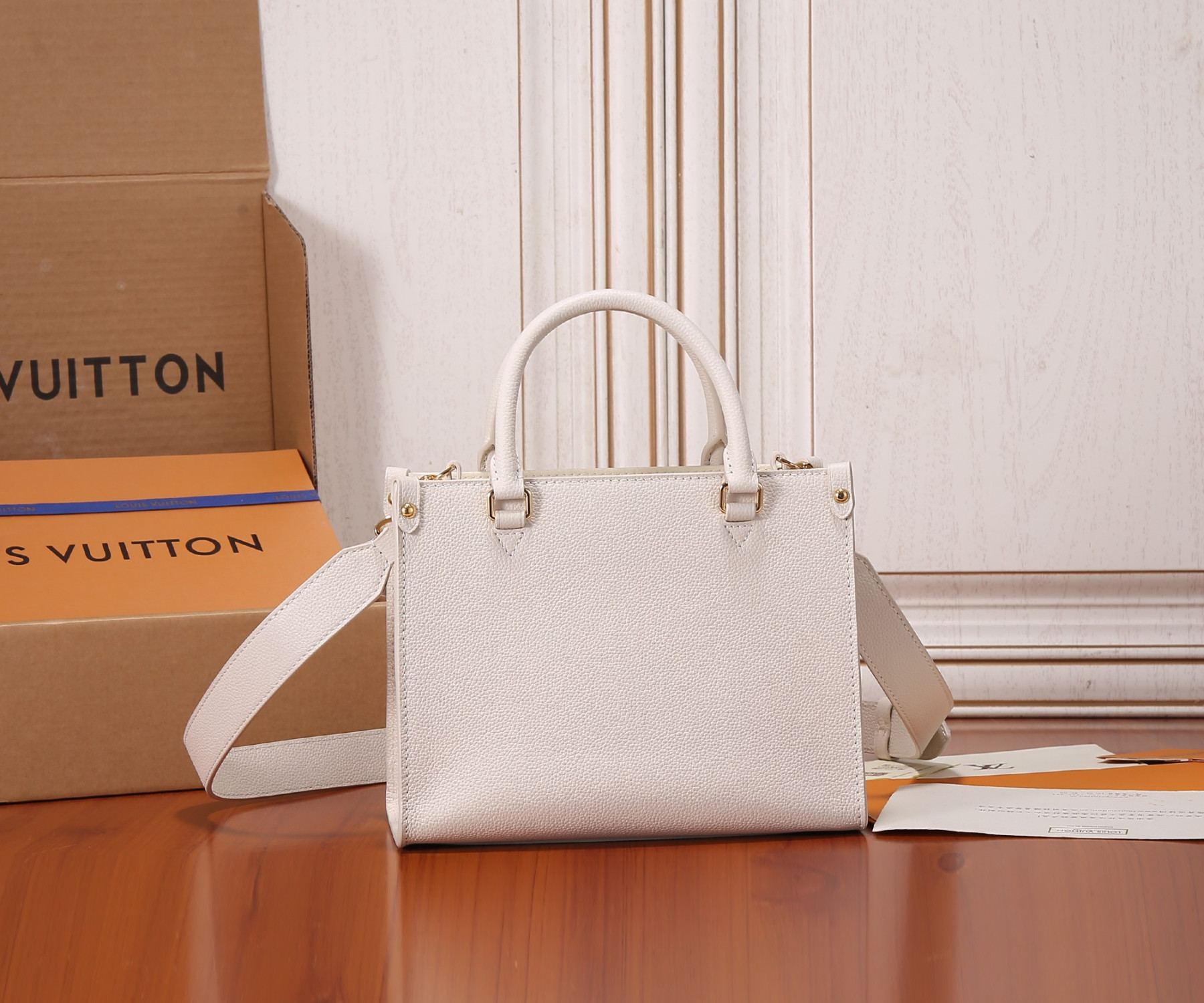 LV M23637 Lock & Go 9.6 x 7.5 x 4.1 inches