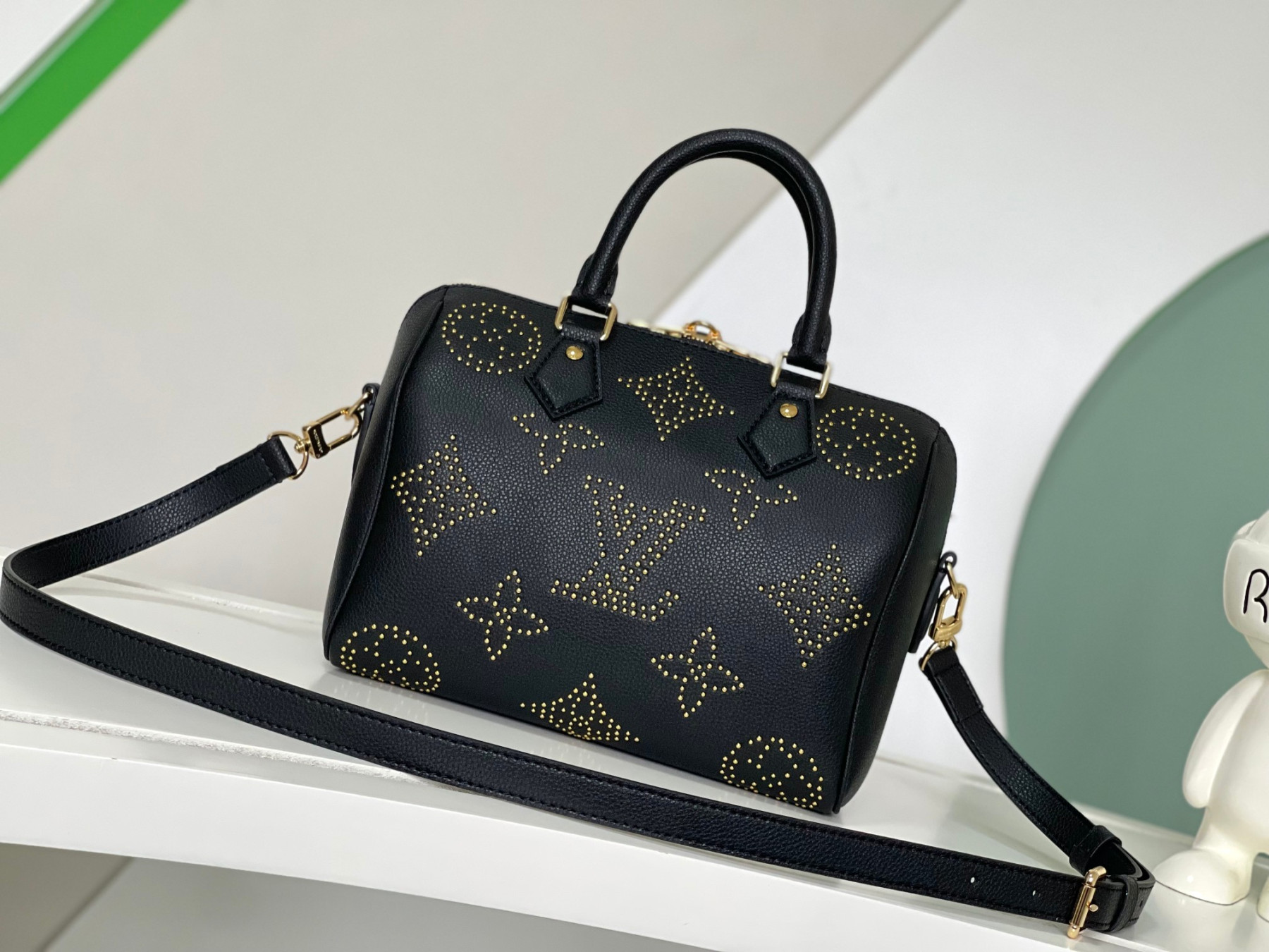 LV M46736 Speedy Bandoulière 25  9.8 x 7.5 x 5.9 inches