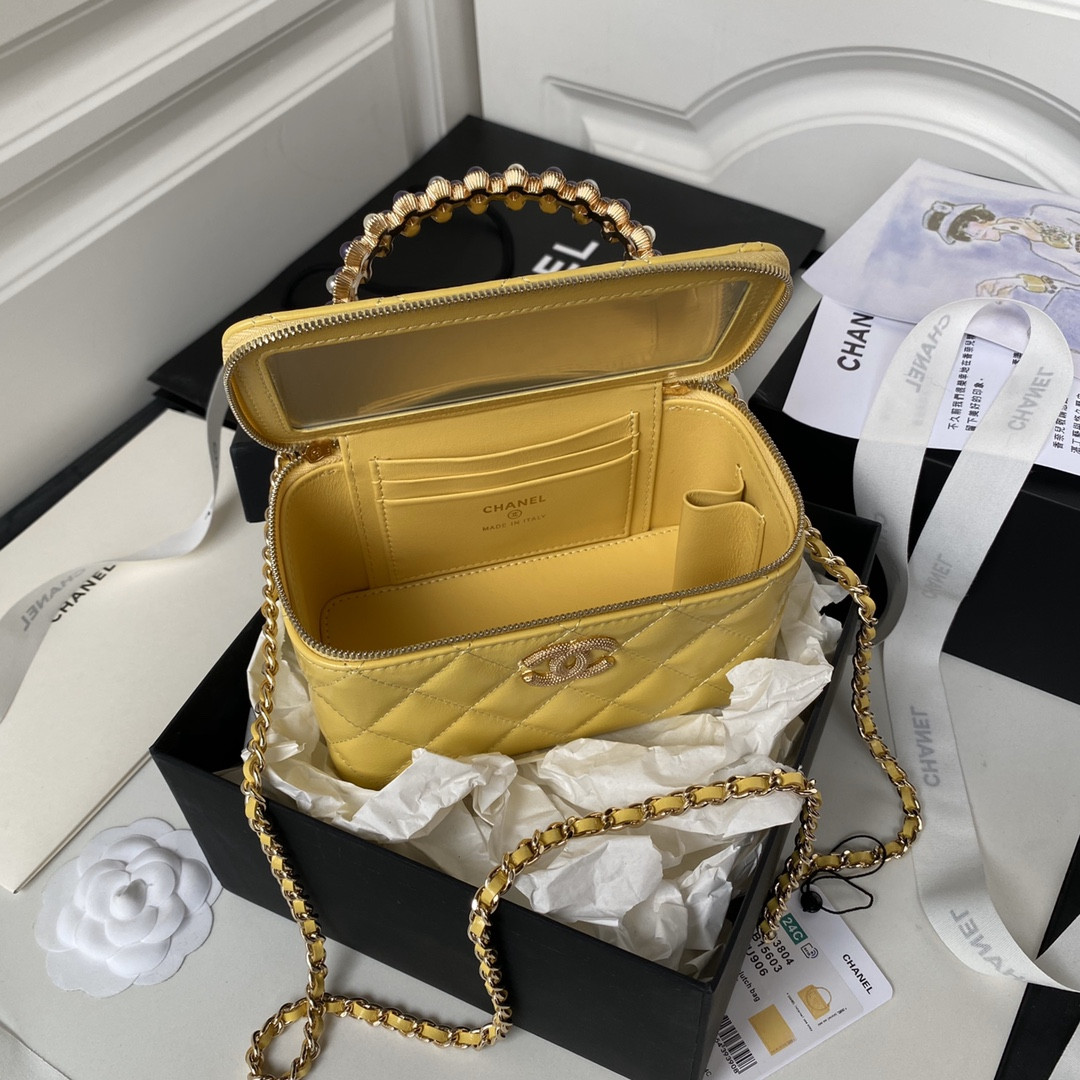Ch**el 24P CHAIN LEATHER SQUARE BOX SHOULDER BAG YELLOW 16x10x8cm