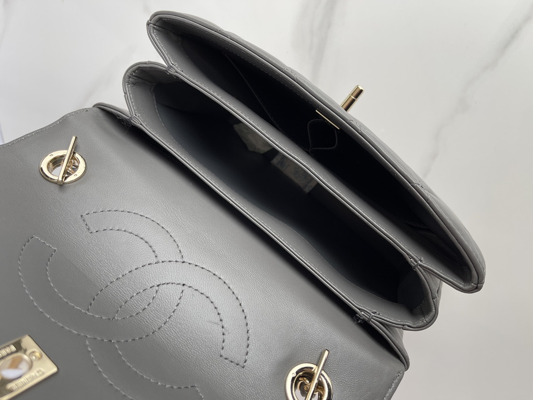 Ch**el FLAP BAG WITH TOP HANDLE 6.6 × 9.8 × 4.7 in