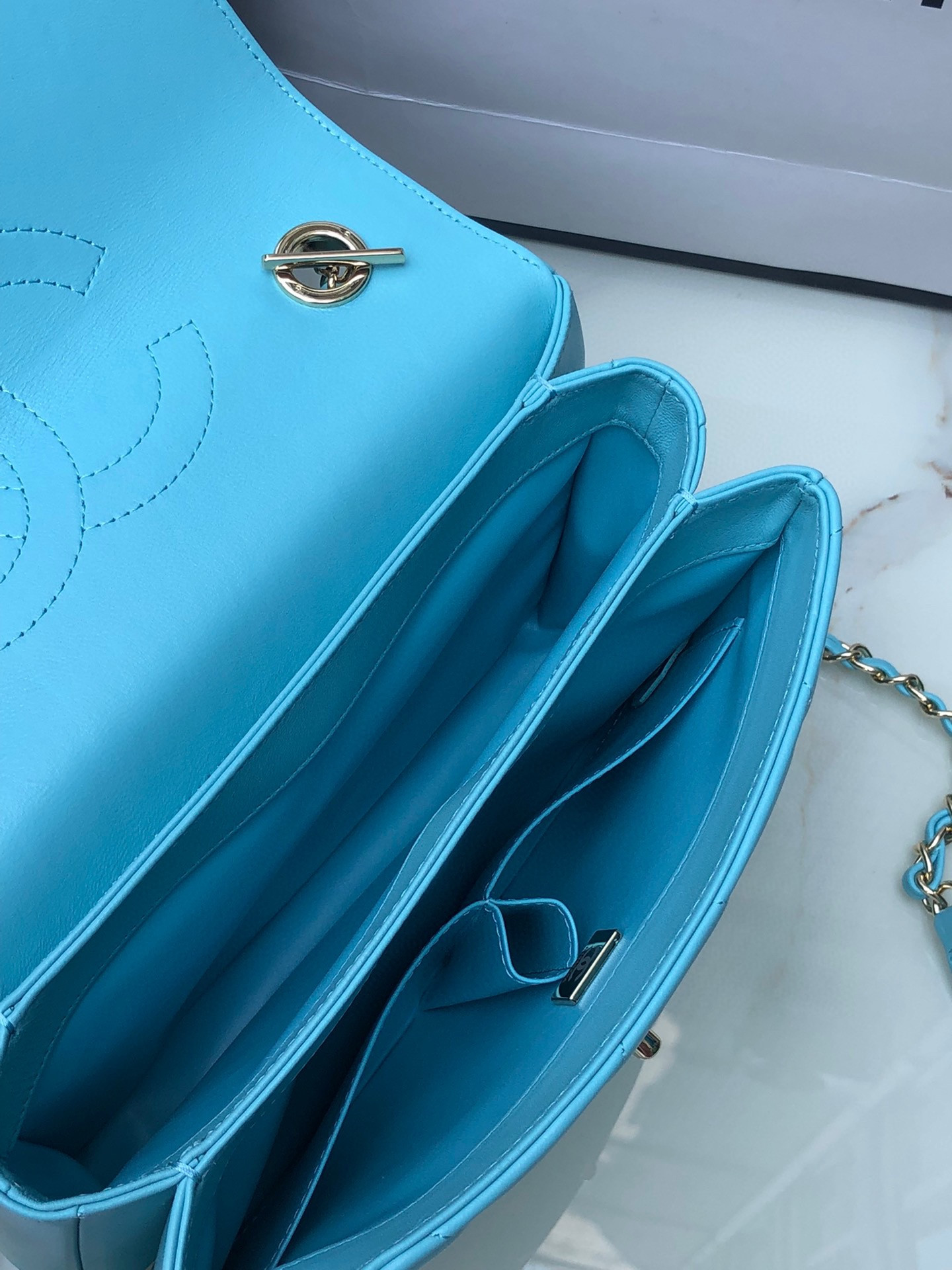 Ch**el FLAP BAG WITH TOP HANDLE 6.6 × 9.8 × 4.7 in
