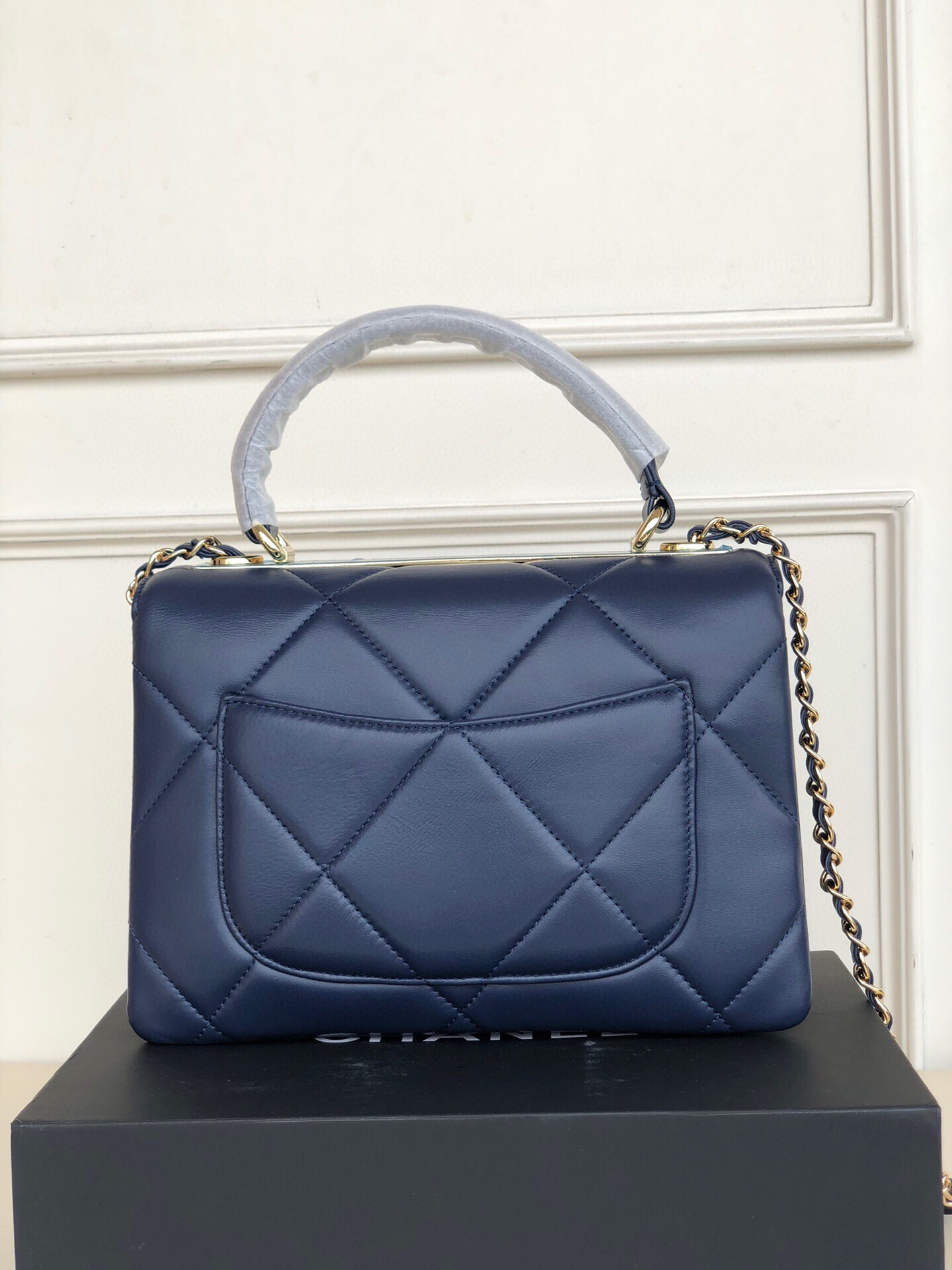 Ch**el FLAP BAG WITH TOP HANDLE 6.6 × 9.8 × 4.7 in