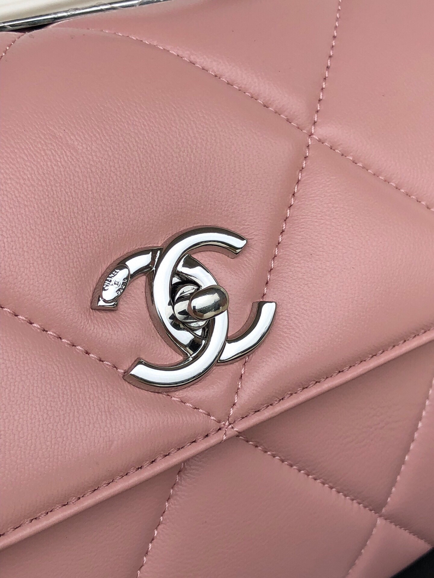 Ch**el FLAP BAG WITH TOP HANDLE 6.6 × 9.8 × 4.7 in