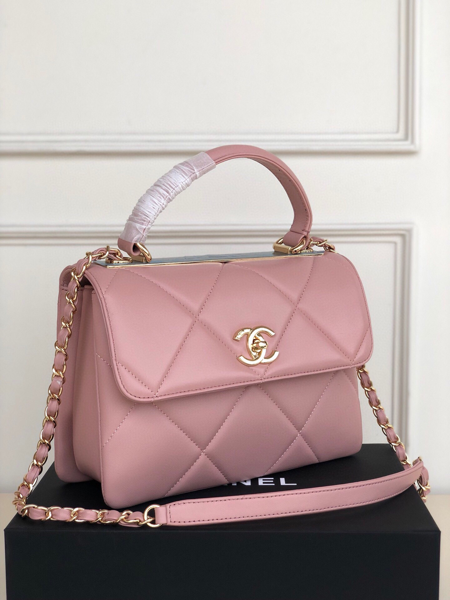 Ch**el FLAP BAG WITH TOP HANDLE 6.6 × 9.8 × 4.7 in