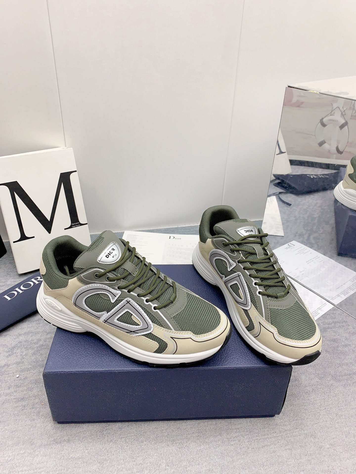 UA D10r B30 Olive