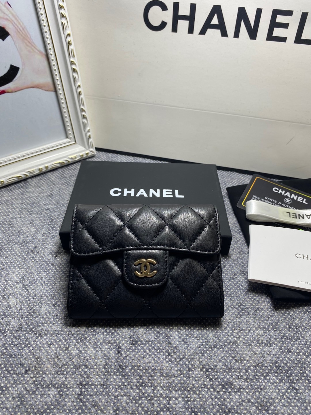 Ch**el flap wallet 12 x 8.5cm
