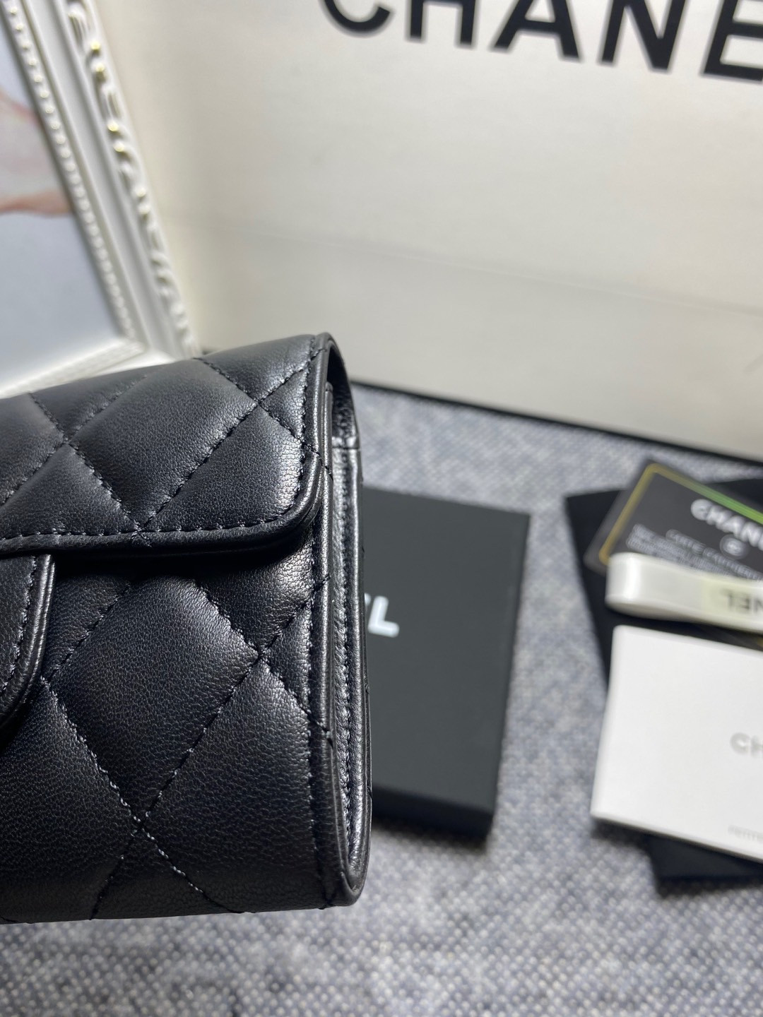 Ch**el flap wallet 12 x 8.5cm
