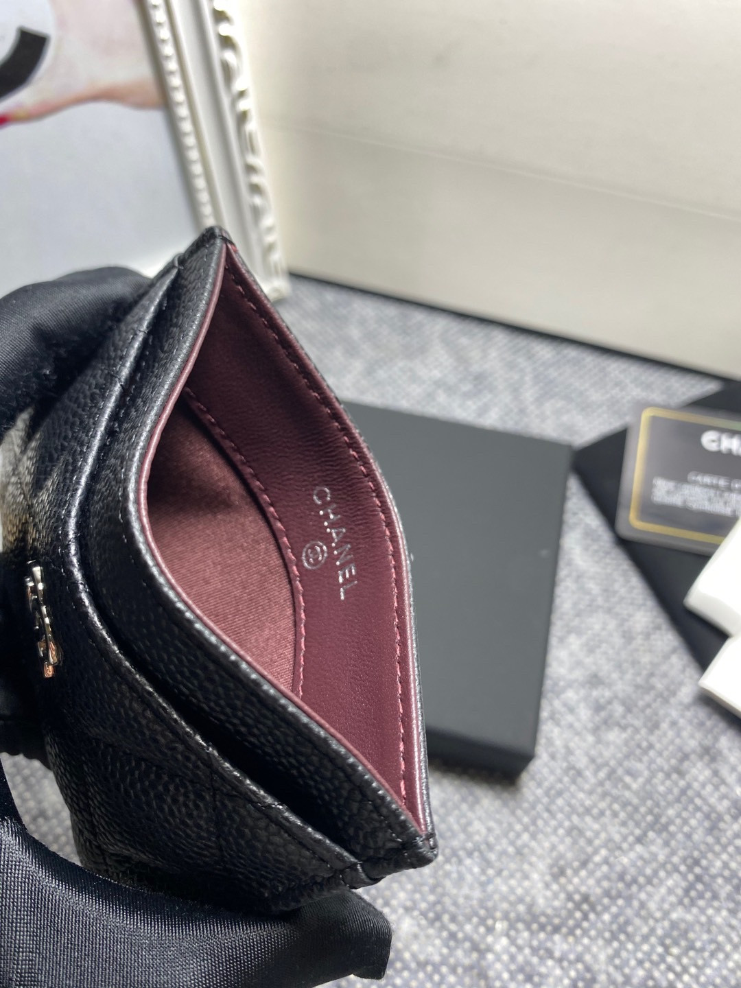 Ch**el card holder 10cm