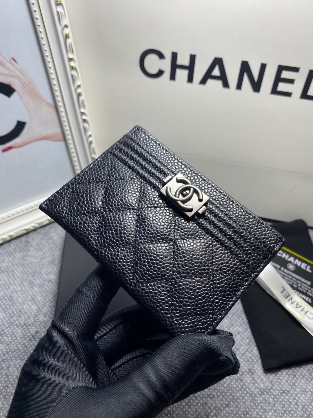 Ch**el card holder 10cm