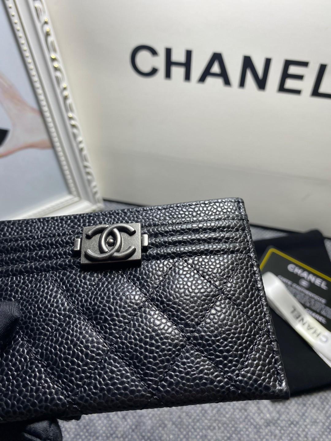Ch**el card holder 10cm