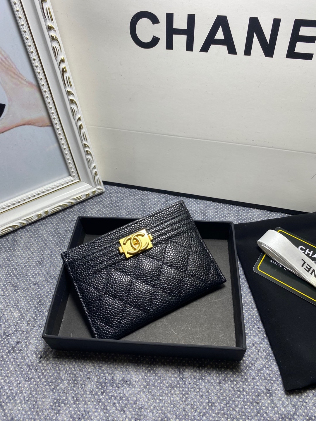 Ch**el card holder 10cm