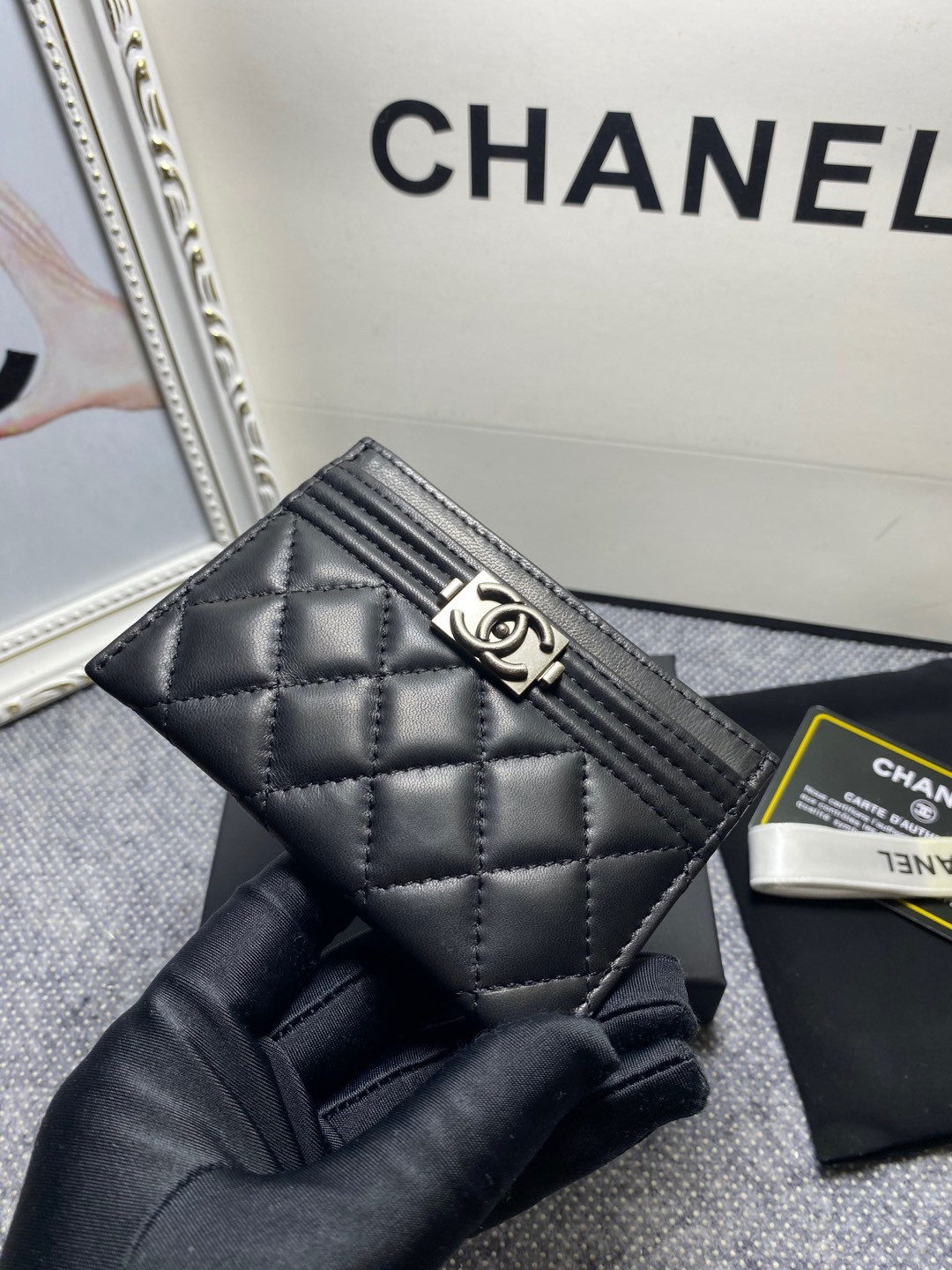 Ch**el card holder 10cm