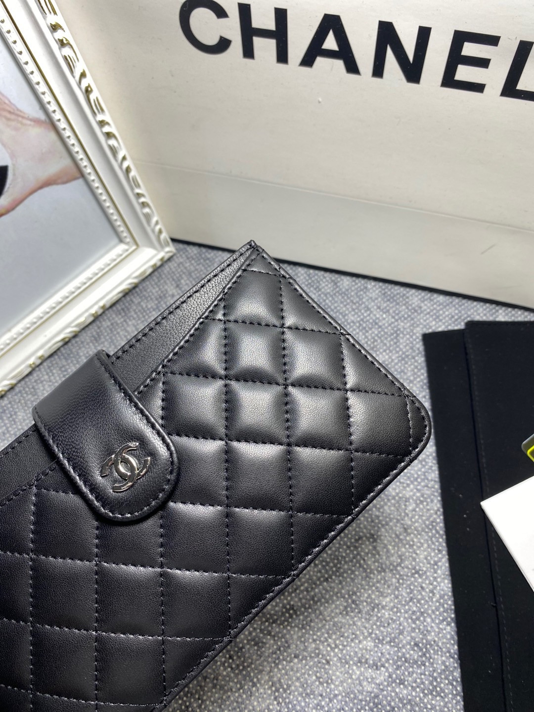 Ch**el CARD HOLDER 15-10cm