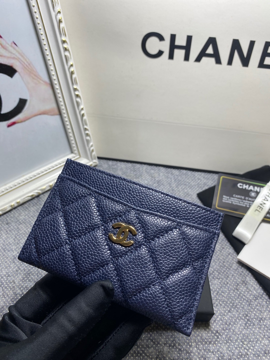 Ch**el card holder 10cm
