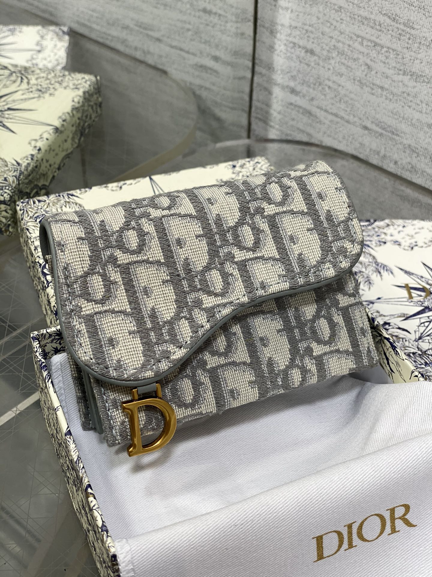 D10r CARD HOLDER 12-10-5CM