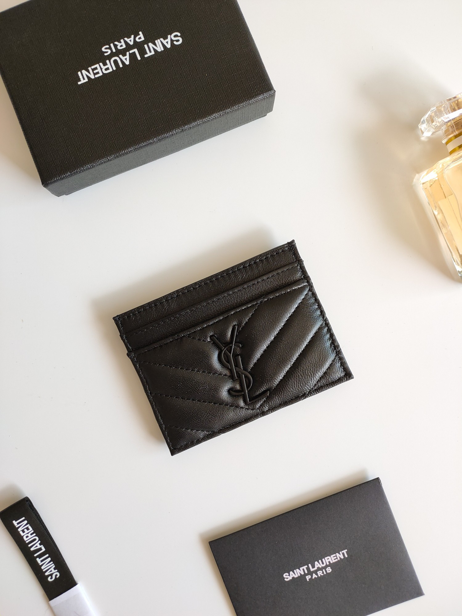 Y51 CARD HOLDER 10.5×7.5×0.5cm