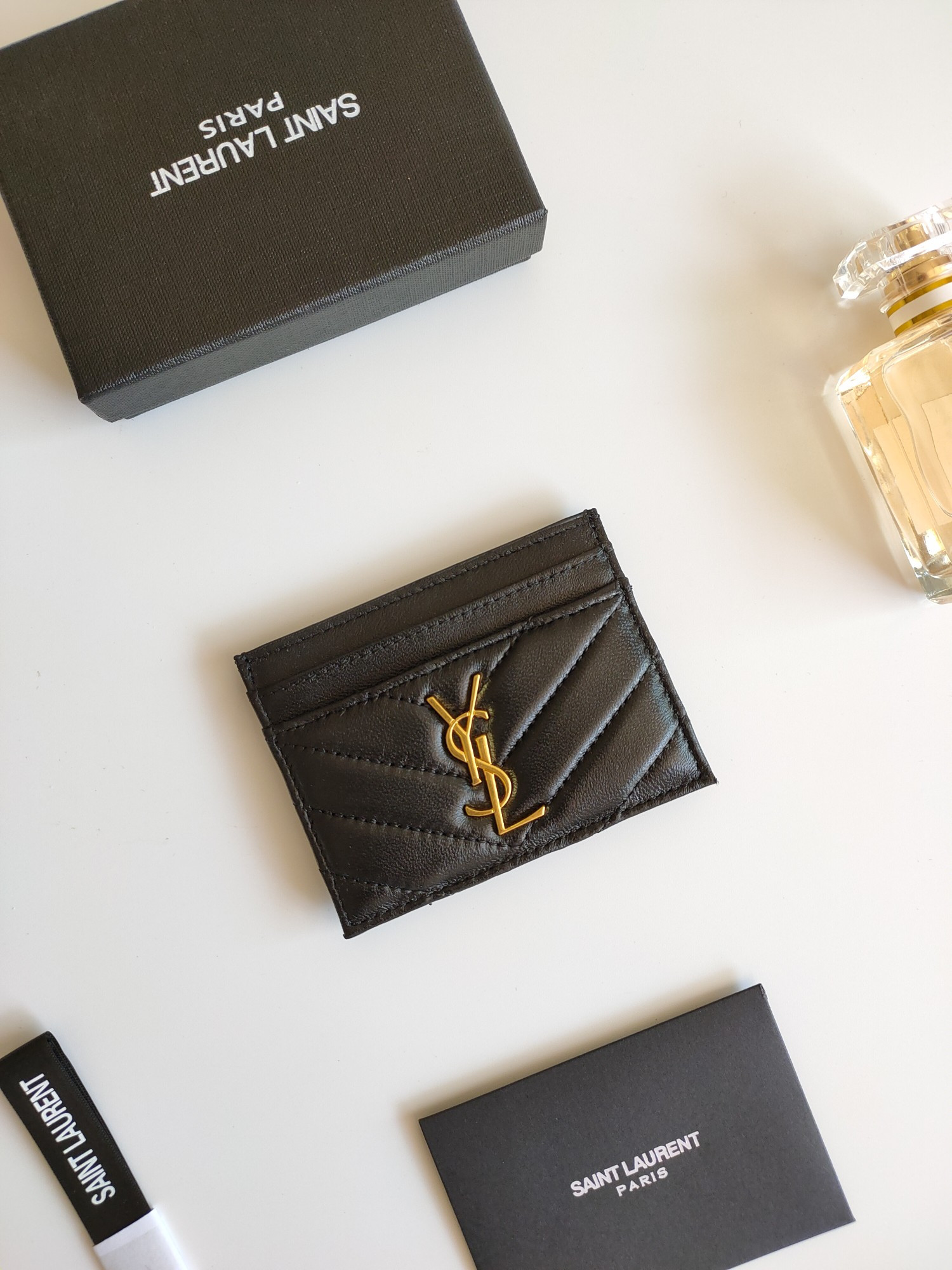 Y51 card holder 10.5×7.5×0.5cm