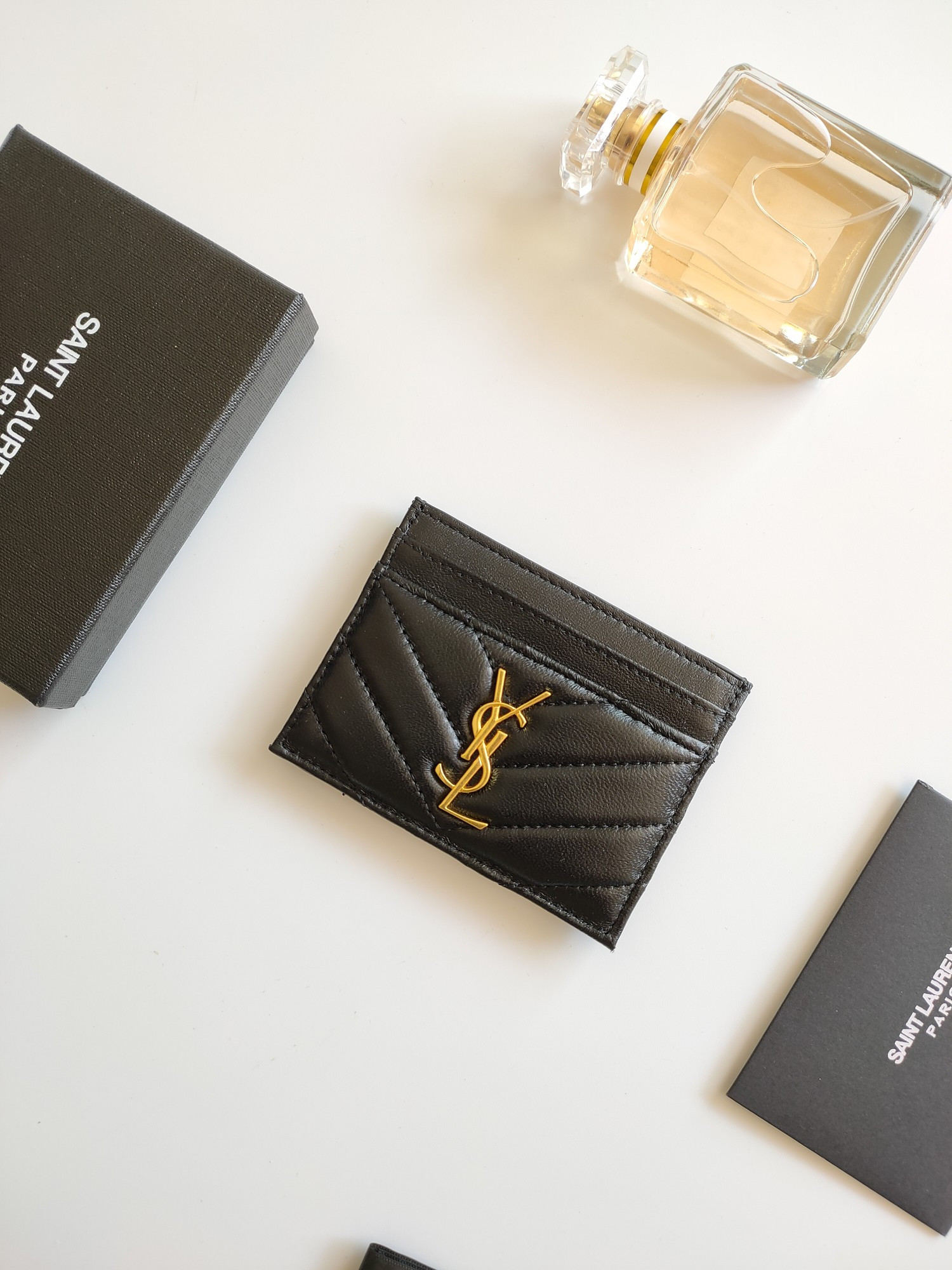 Y51 card holder 10.5×7.5×0.5cm