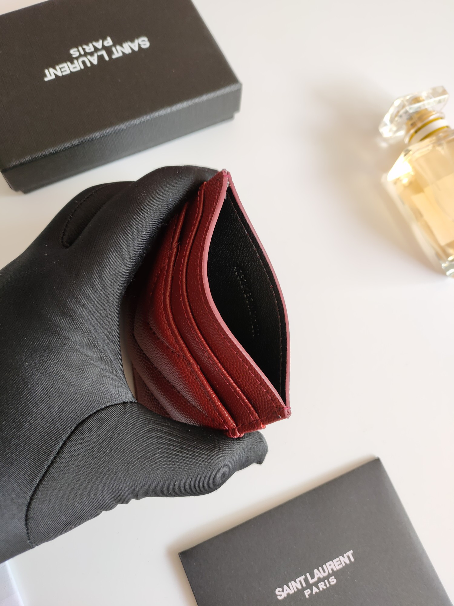 Y51 card holder 10.5×7.5×0.5cm