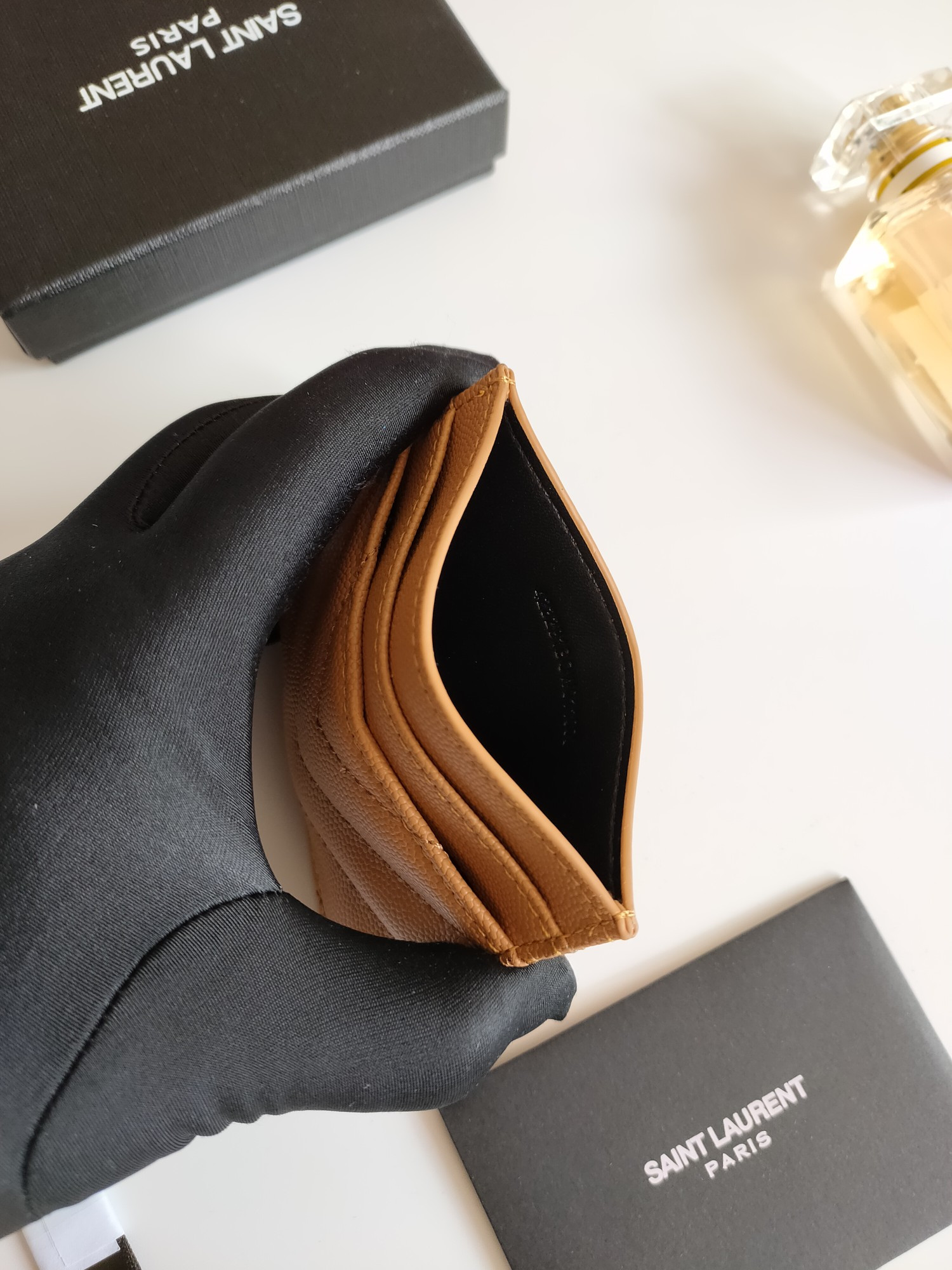 Y51 card holder 10.5×7.5×0.5cm