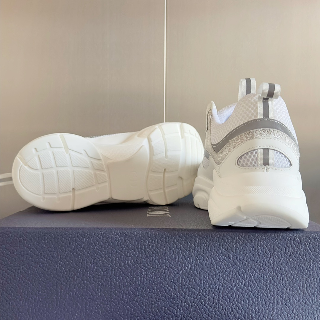 UA D10r B22 Sneaker