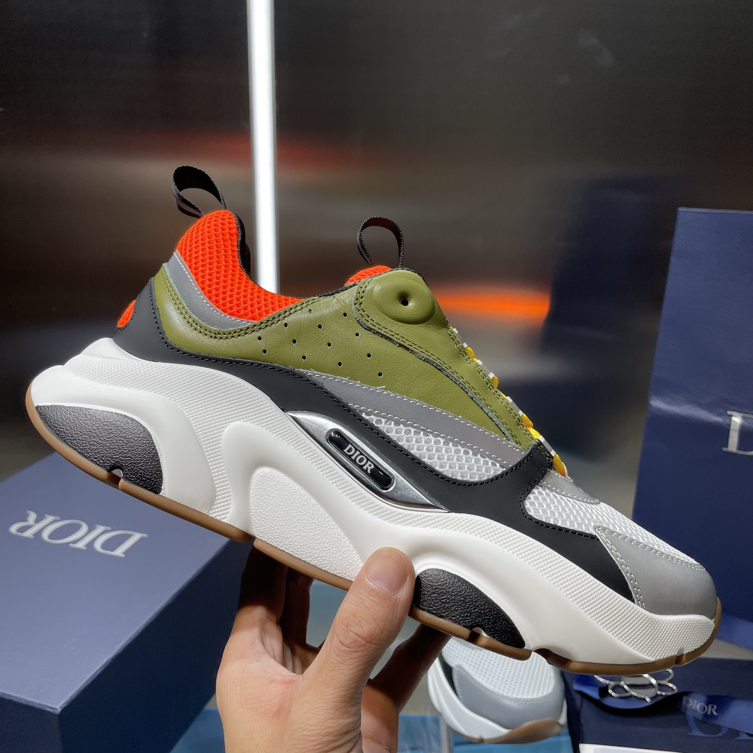 UA D10r B22 green Sneaker