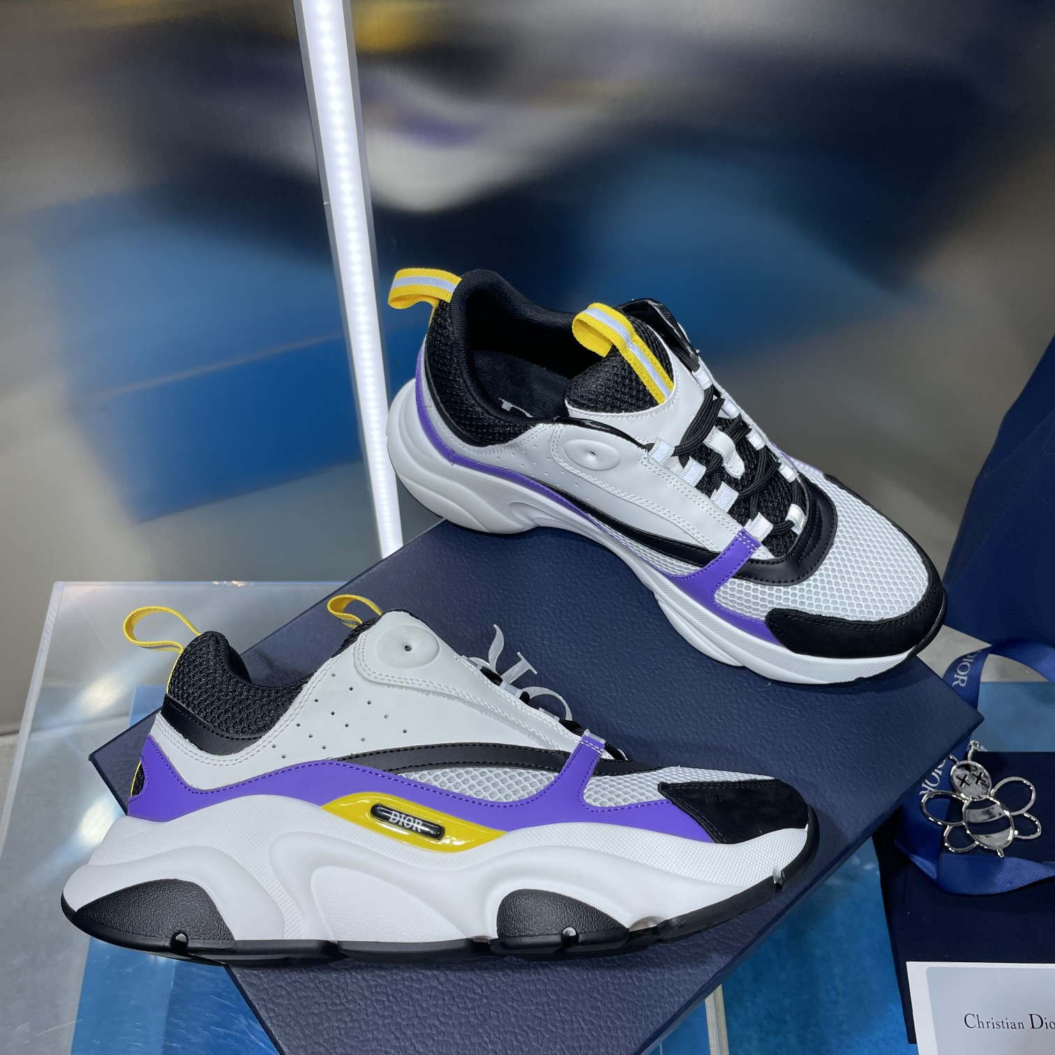 UA D10r B22 white Sneaker