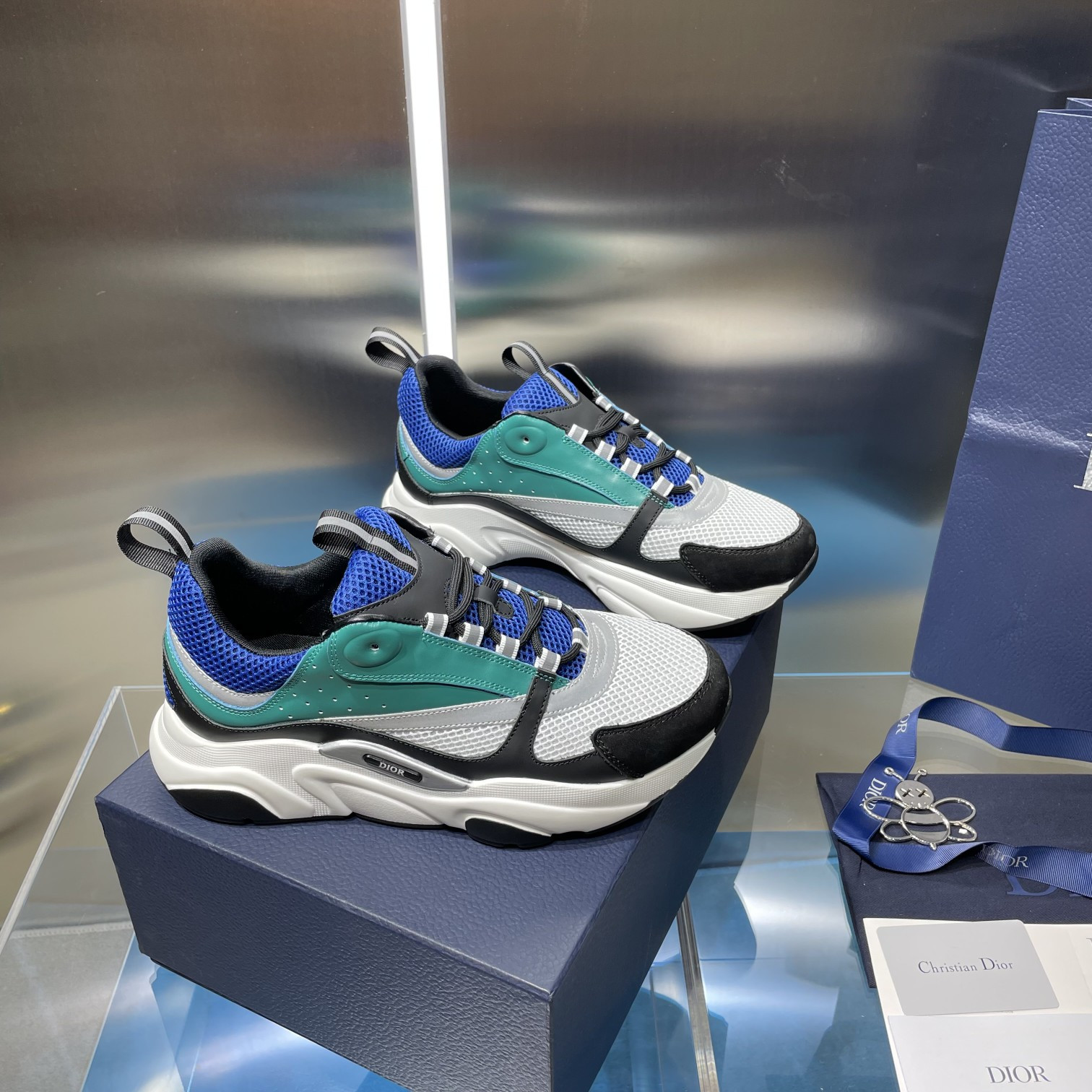 UA D10r B22 Sneaker
