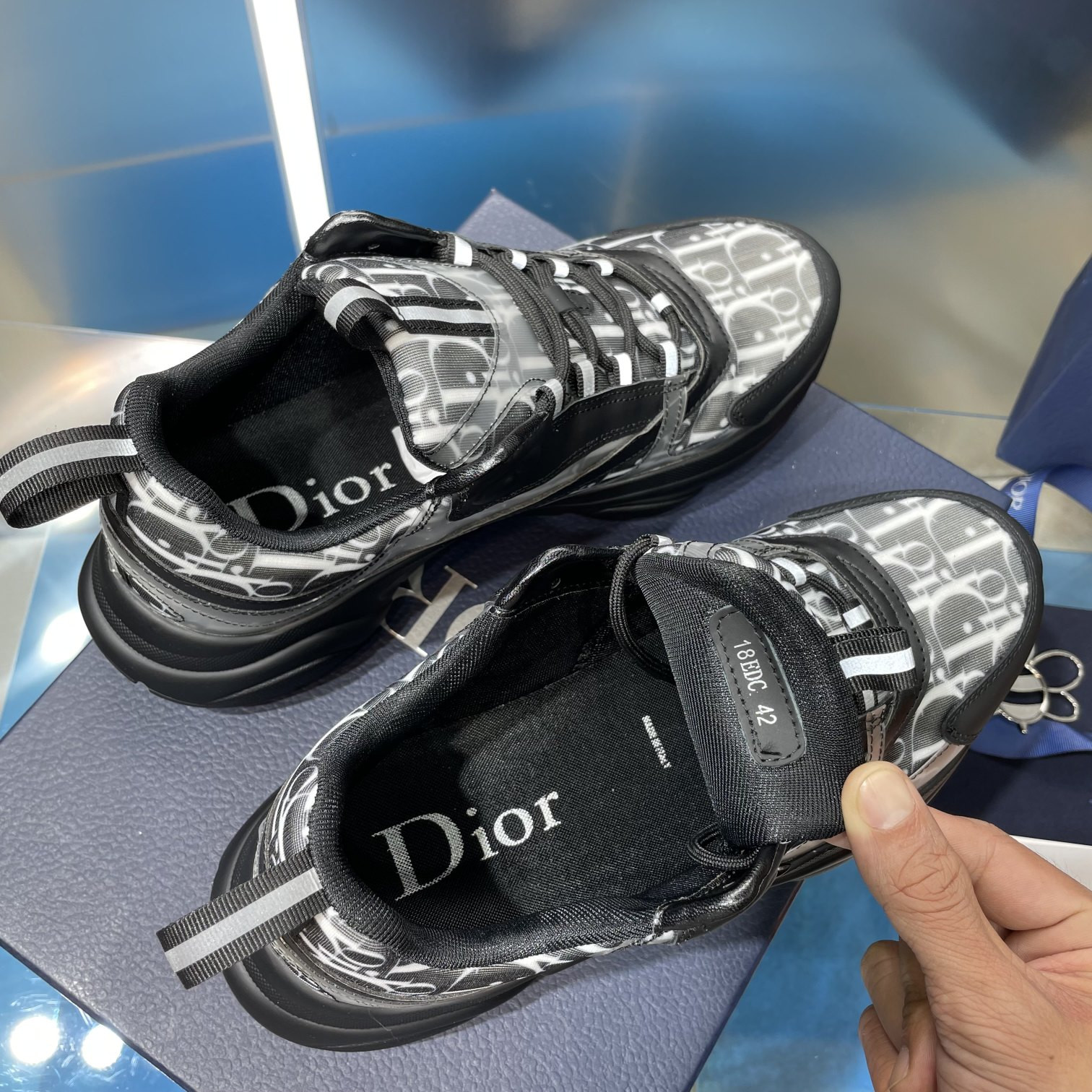 UA D10r B22 Sneaker