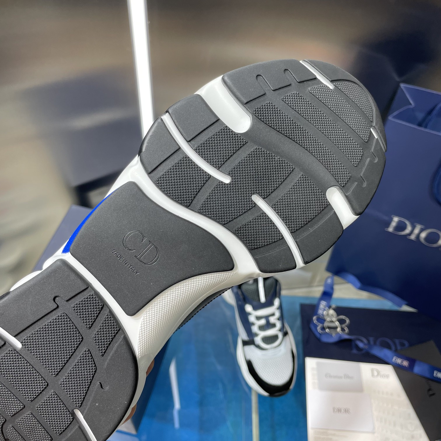 UA D10r B22 Sneaker