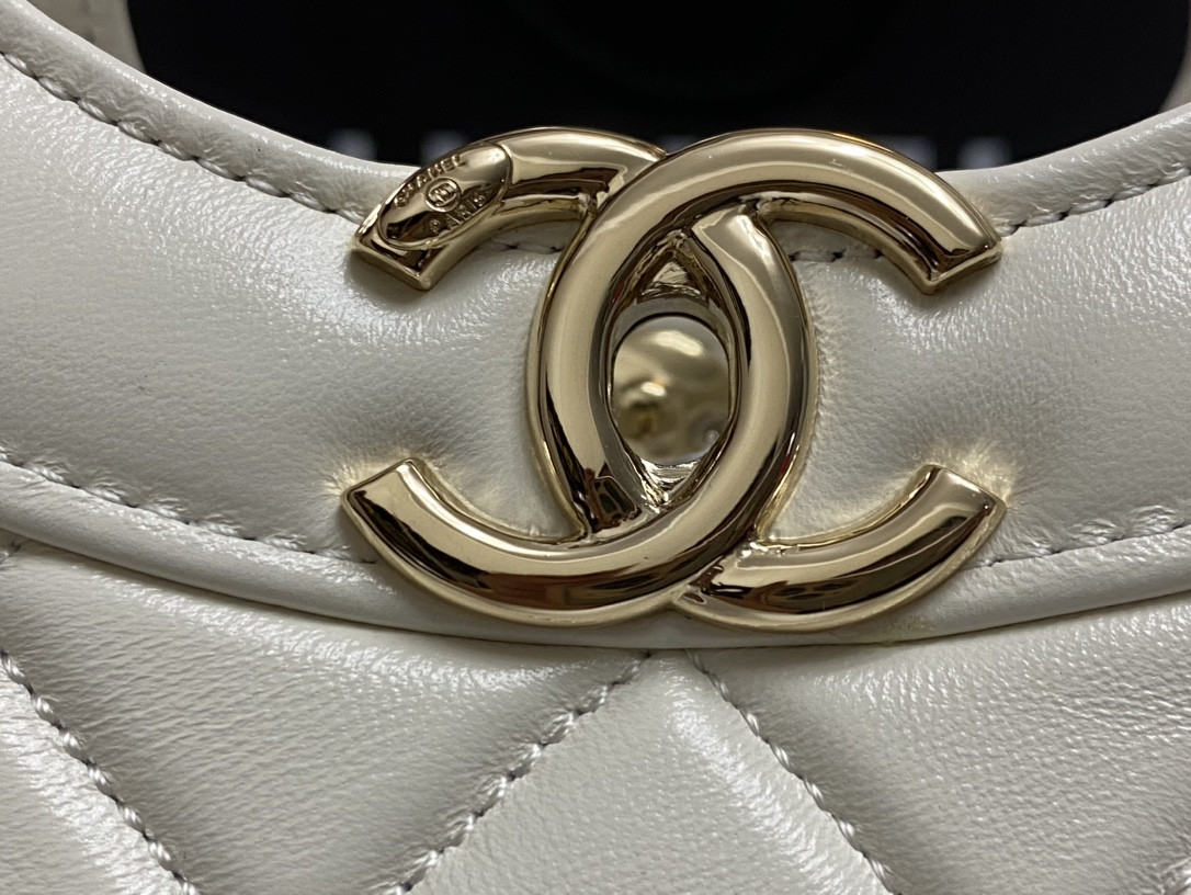 Ch**el SHOPPING BAG Shiny Lambskin & Gold-Tone Metal 11.7 × 11.3 × 3.5 in
