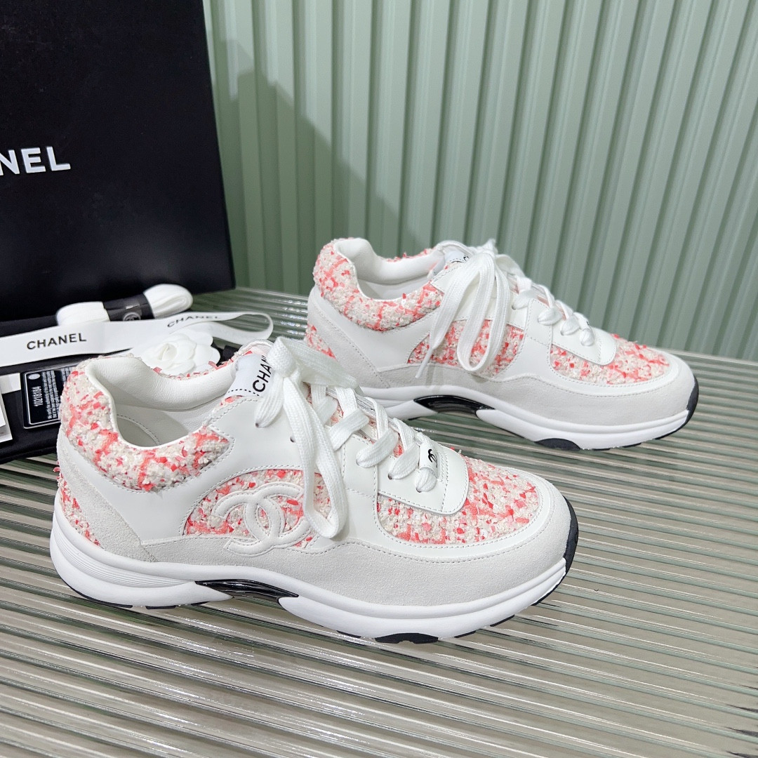 UA Ch**el SNEAKERS Tweed