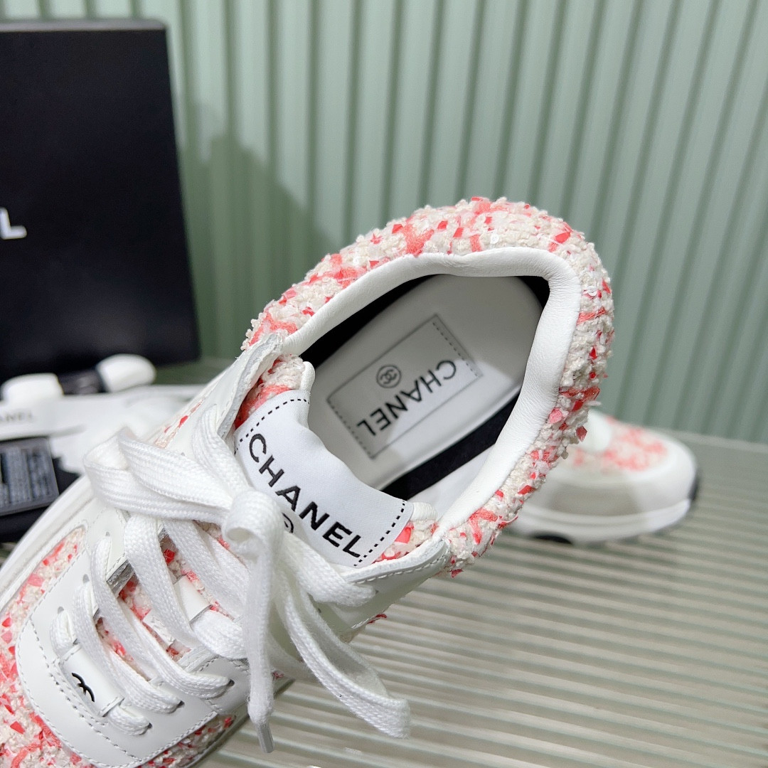 UA Ch**el SNEAKERS Tweed