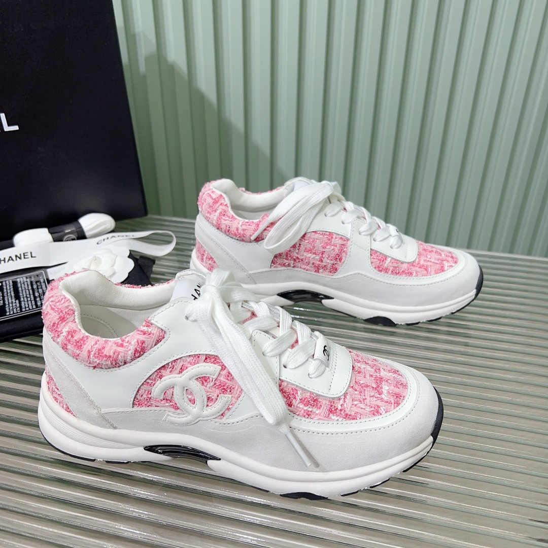 UA Ch**el SNEAKERS Tweed