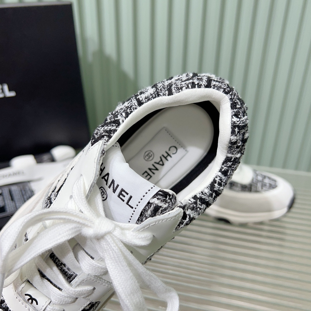 UA Ch**el SNEAKERS Tweed