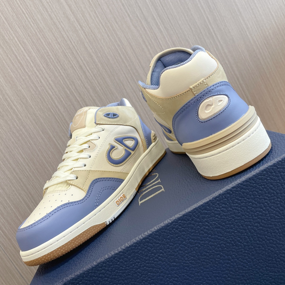 UA D10r B57 Mid-Top Sneaker