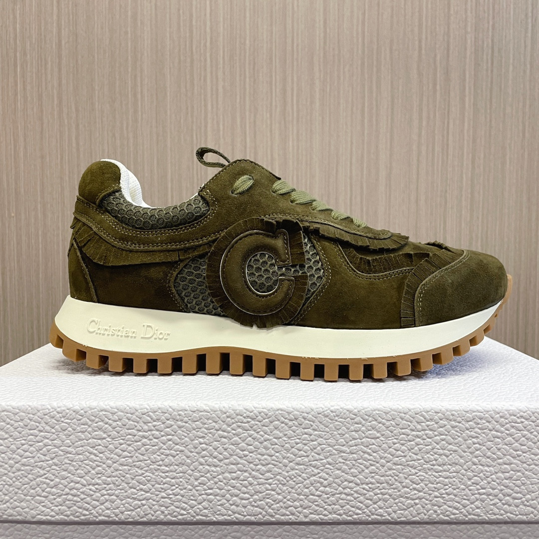 UA C'est D10r Sneaker