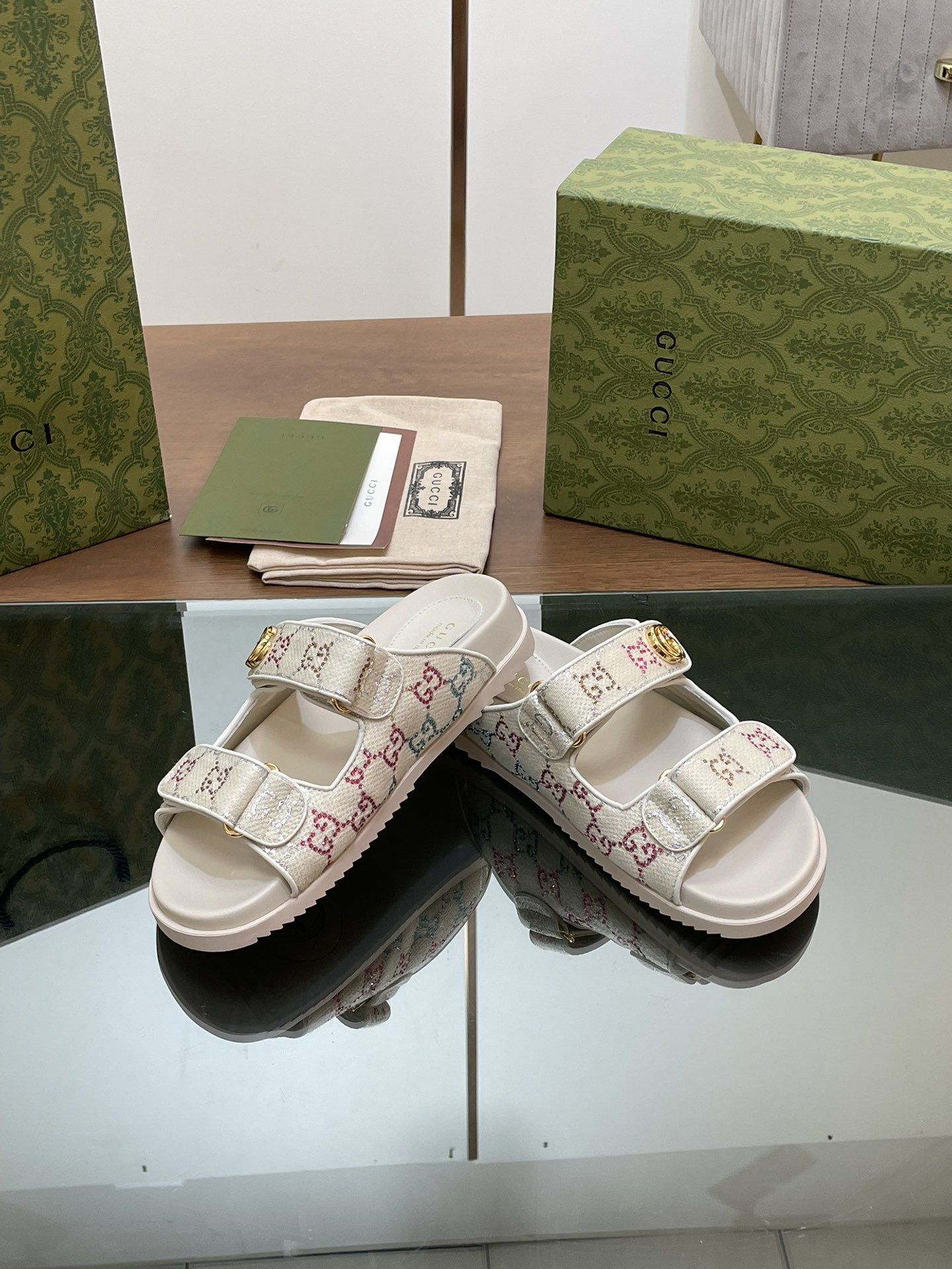 UA Gvc*1 WOMEN
