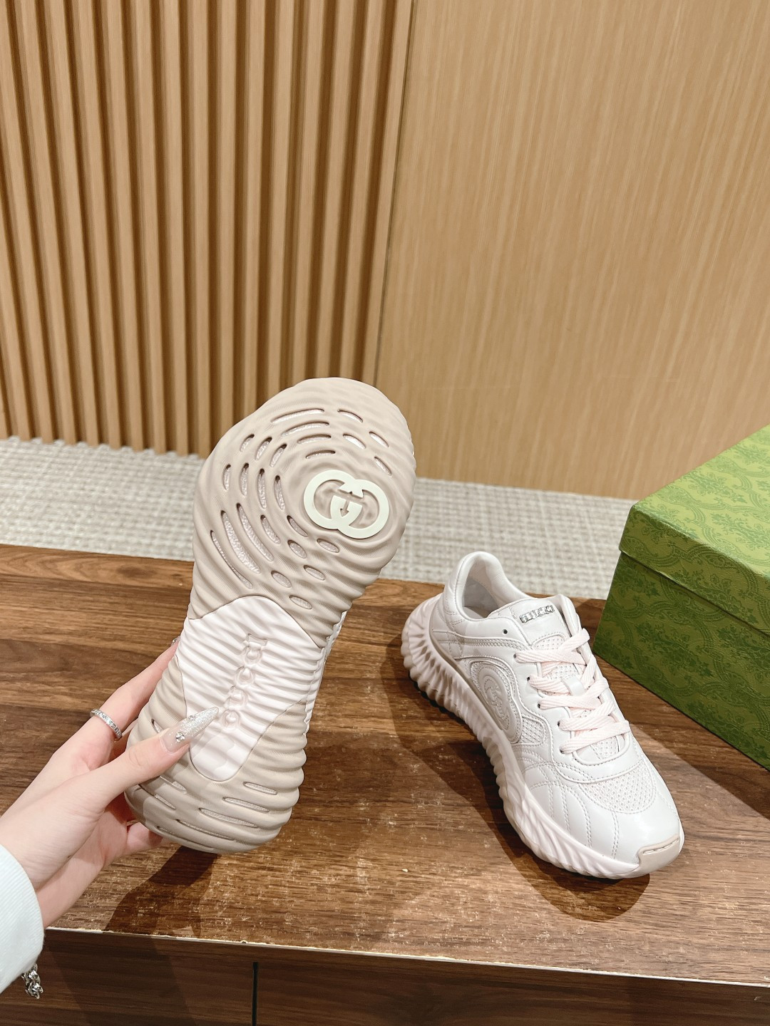 UA Gvc*1 RIPPLE SNEAKER
