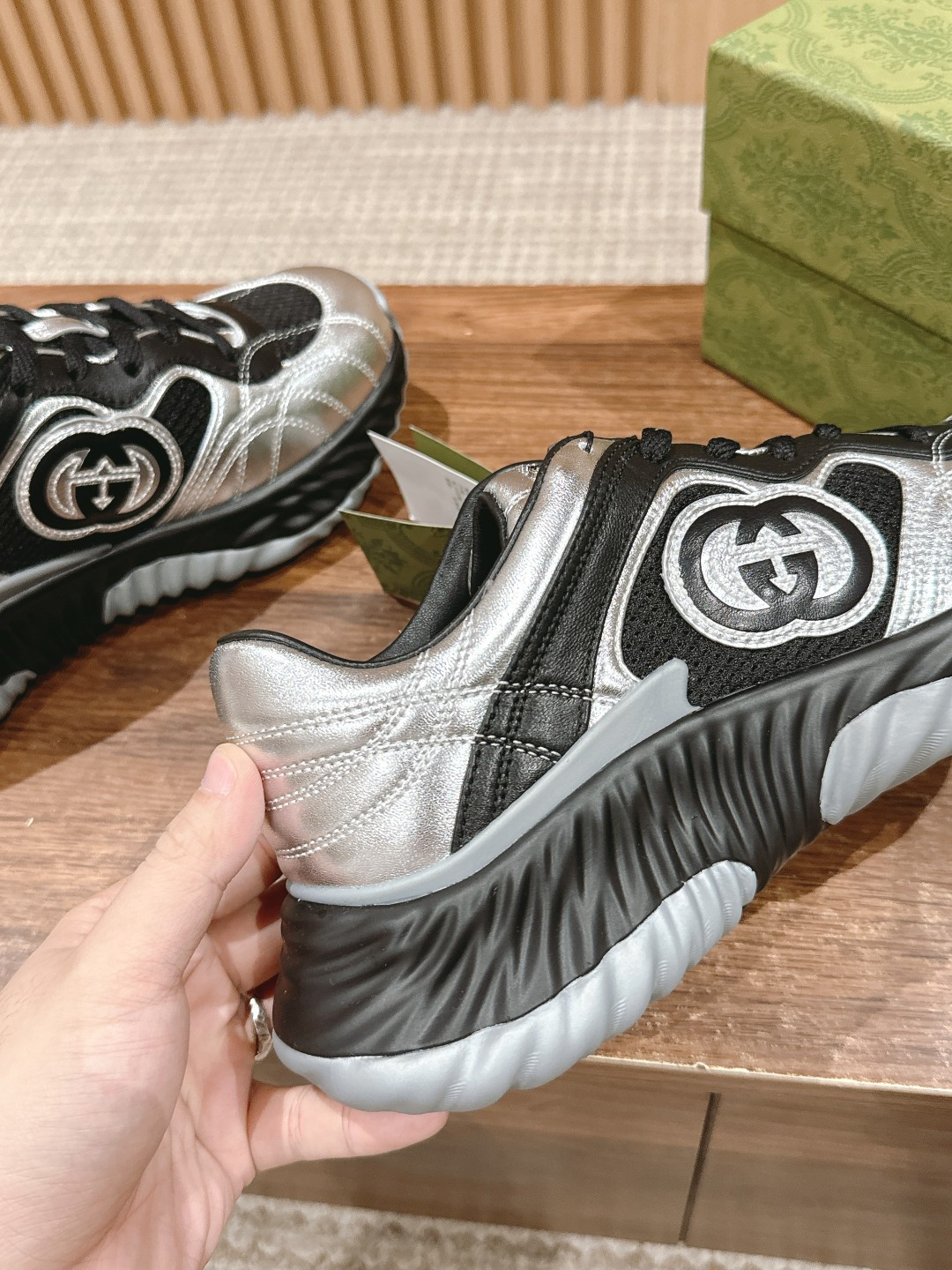 UA Gvc*1 RIPPLE SNEAKER