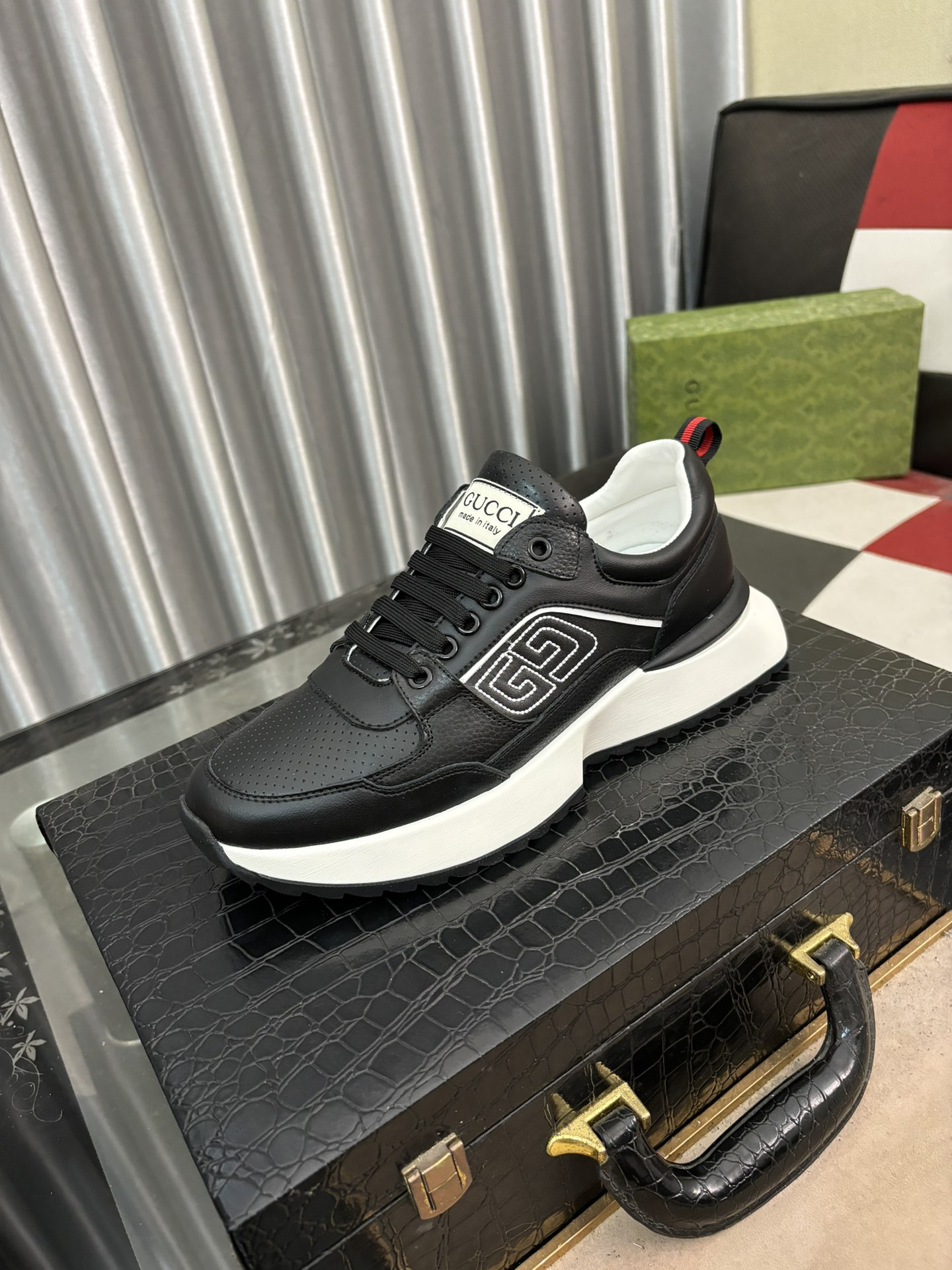UA Gvc*1 RUN SNEAKER