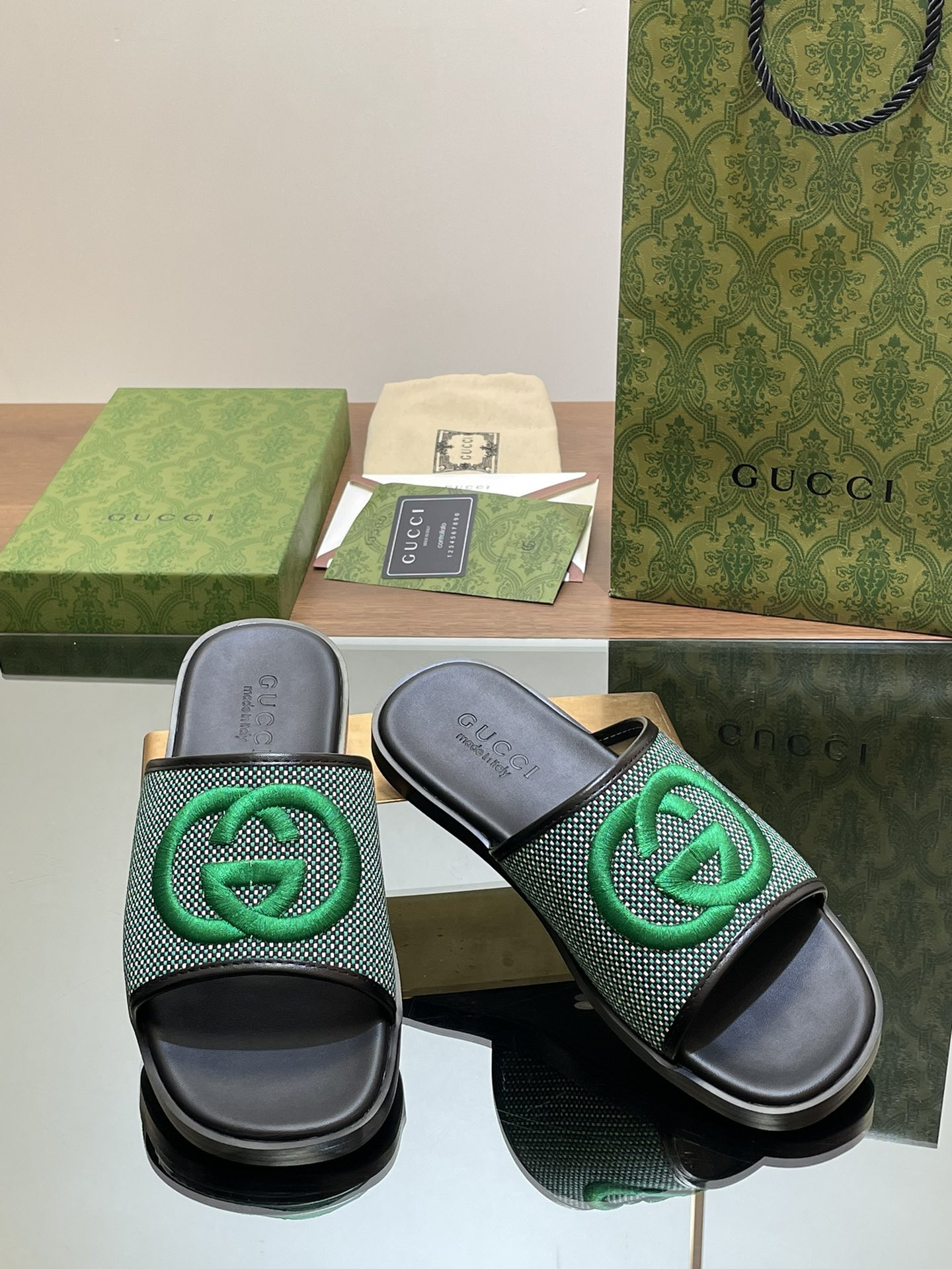 UA Gvc*1 INTERLOCKING G SLIDE SANDAL