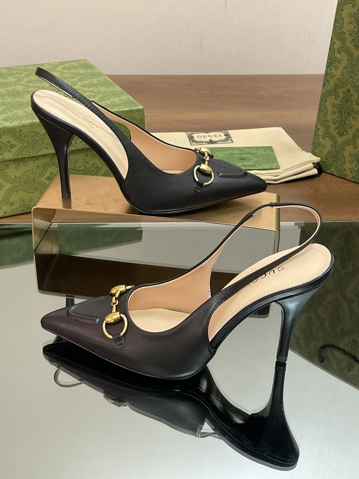 UA Gvc*1 WOMEN'S HORSEBIT SLINGBACK PUMP