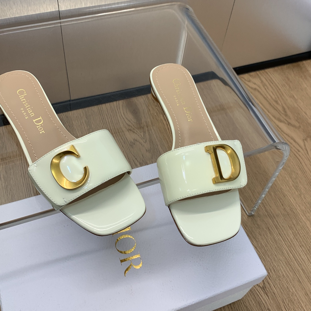 UA D10r Or C