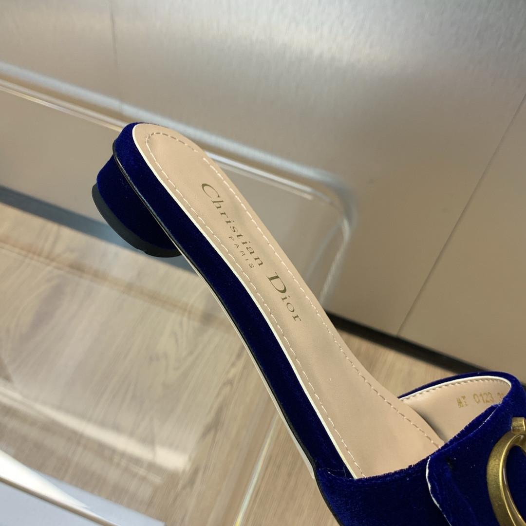 UA D10r Or C