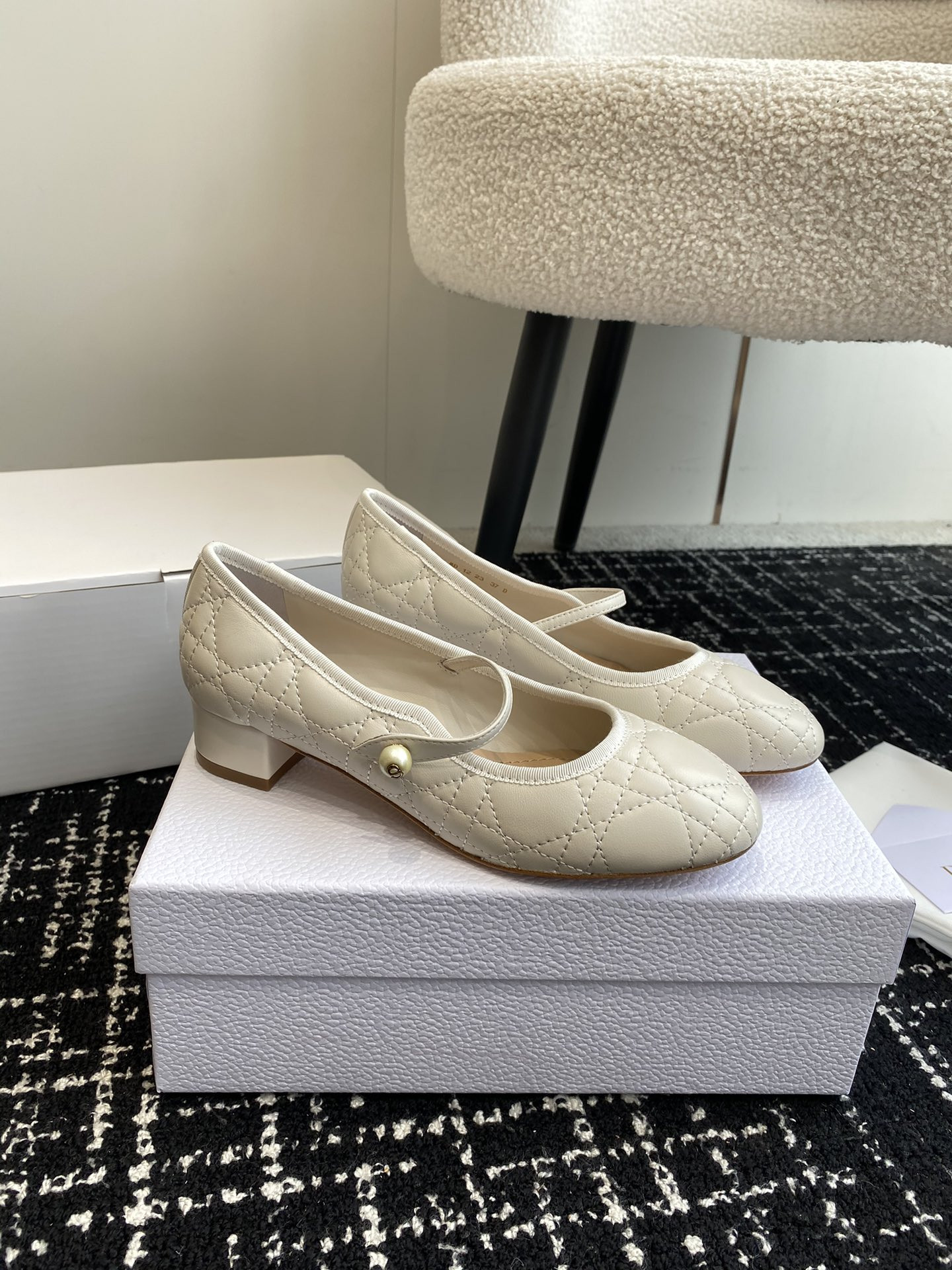 UA D10r Ballet Pump White