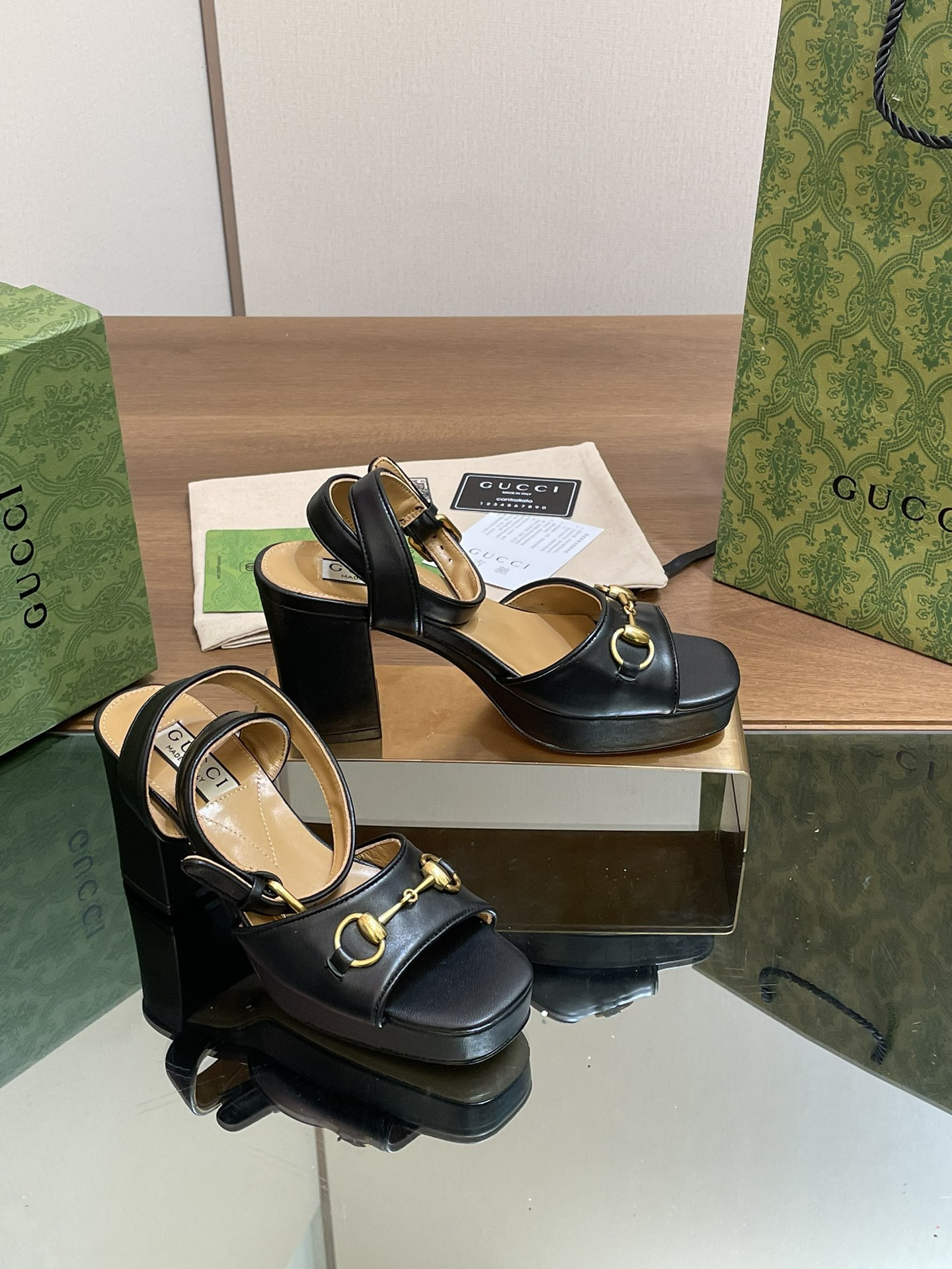 UA Gvc*1 HORSEBIT PLATFORM SANDAL