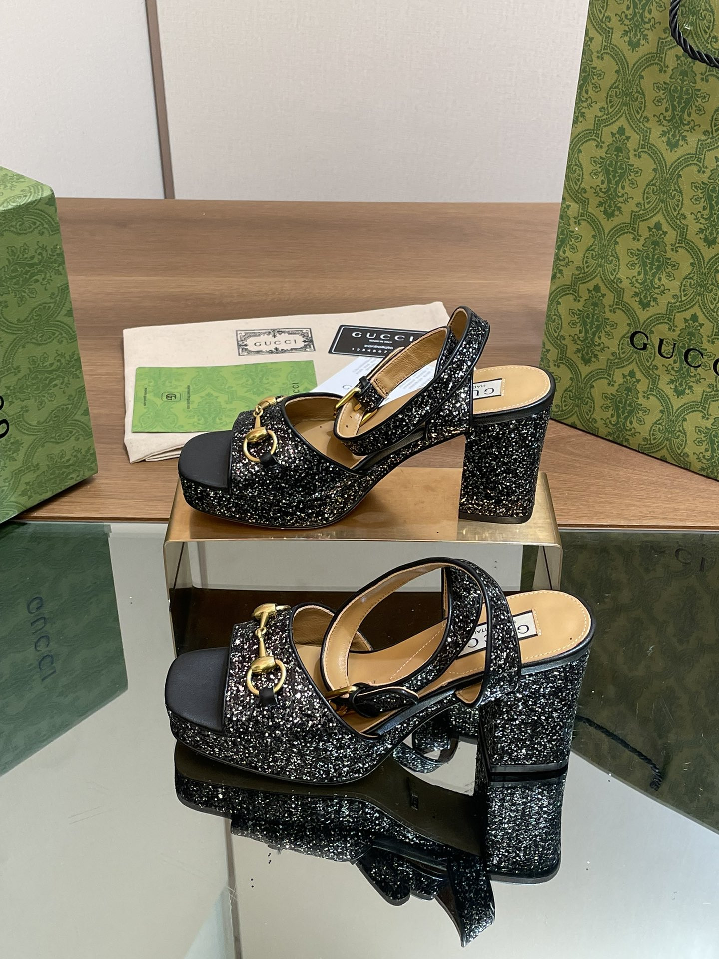 UA Gvc*1 HORSEBIT PLATFORM SANDAL